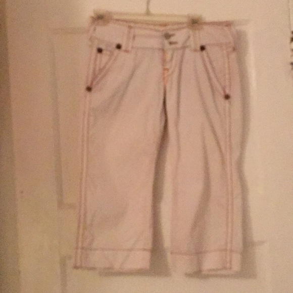True Religion capris - Picture 4 of 4